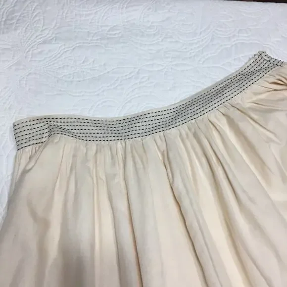 ECI Cream Skirt with Navy Blue Scalloped Embroidered Edge Details, Size 14 - Picture 4 of 13